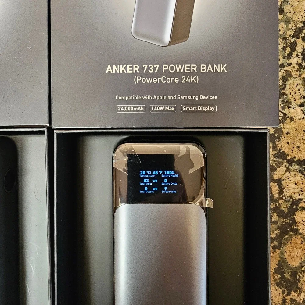 Anker 737 Portable Power Bank 140W GaN 24000mAh Battery Pack Charging, Display